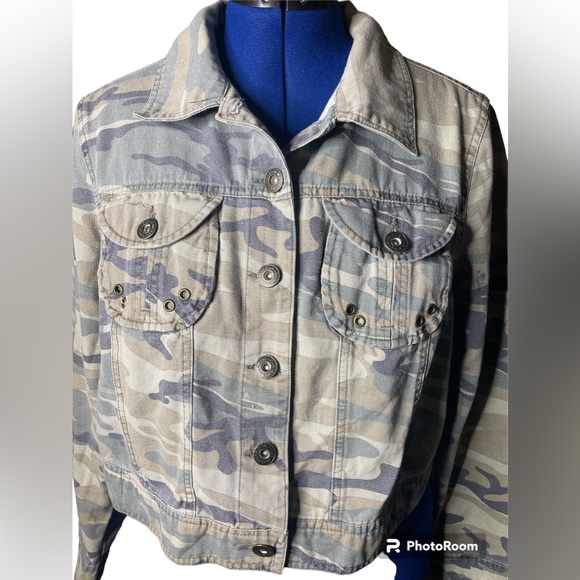 Star camo crop jean jacket Sz Large - Picture 4 of 6